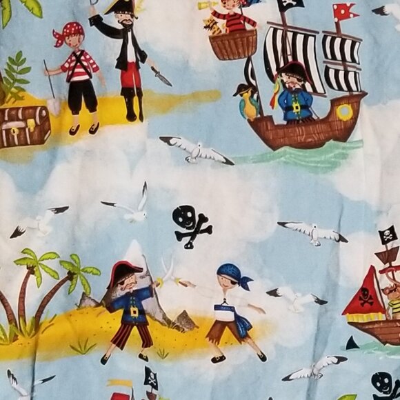 S.C.R.U.B.S Top Women Medium Pirate Ship Treasure Chest Monkey Seagulls Nurse - Picture 3 of 5